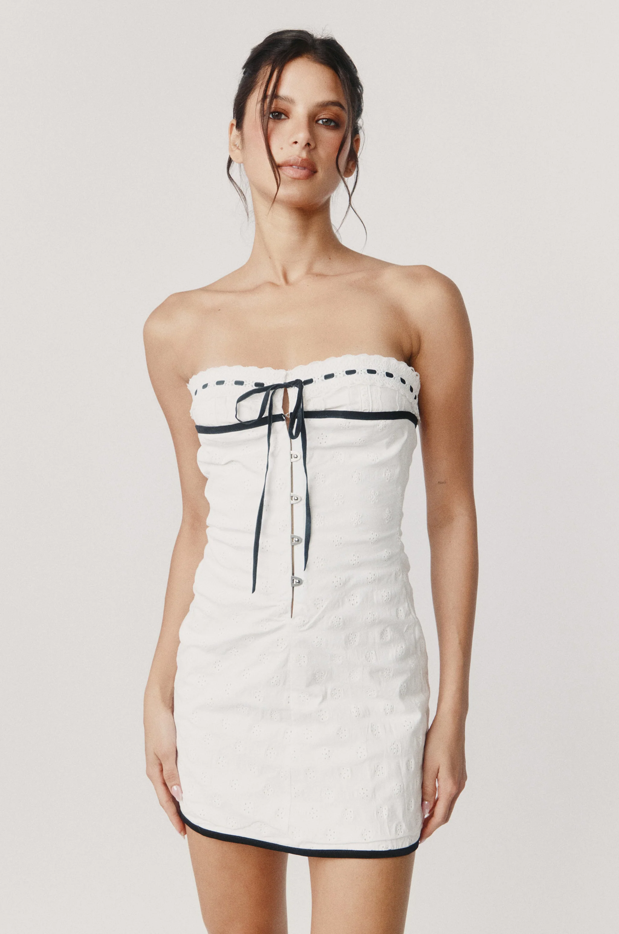 Sabrin Dress | White Embroidery - Image 3