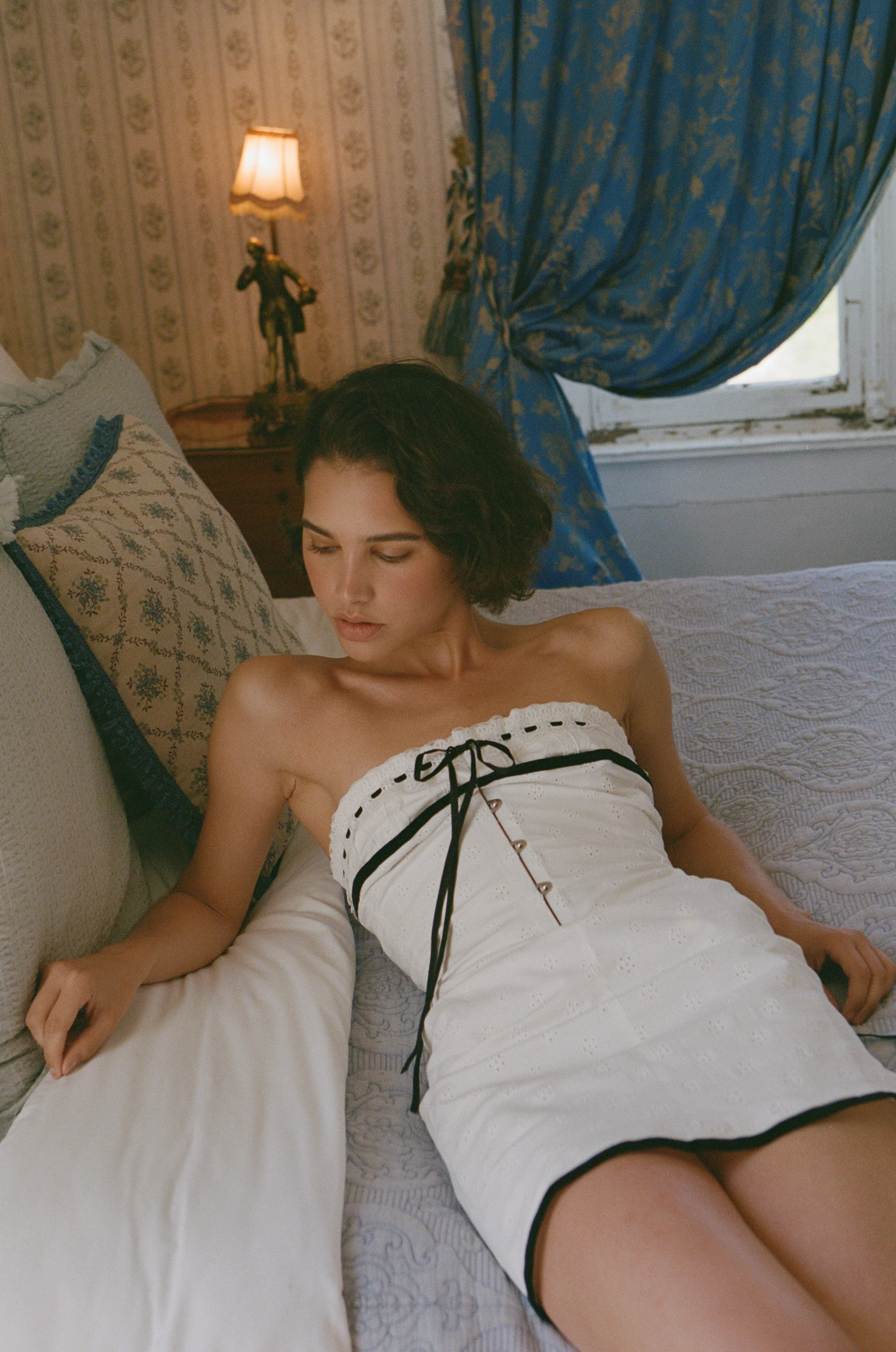 Sabrin Dress | White Embroidery - Image 5